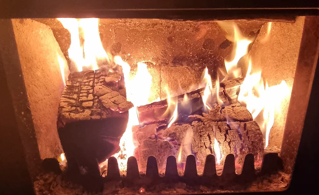 Best Eco Firelighters UK: Why 'Natural' Still Means Paraffin